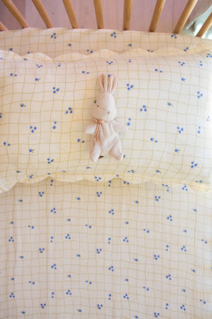 Soft Crib Sheet – Blueberries