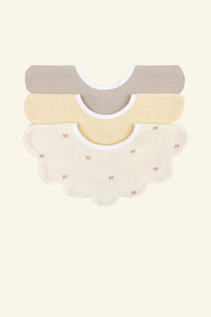 Soft Bibs – Petal Ribbon